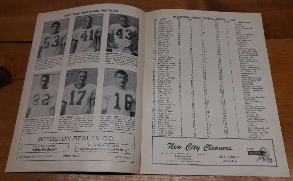 Bakersfield College vs Santa Monica City College Football 1965 Program J62335 - Image 2