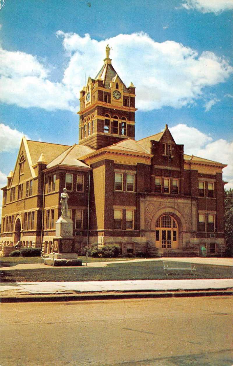 Palmyra Missouri Marion Court House Street View Vintage Postcard K61752