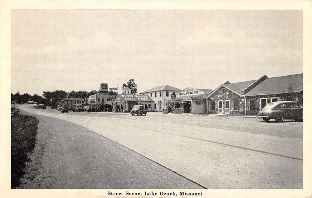Lake Ozark Missouri White House Hotel Street View Vintage Postcard
