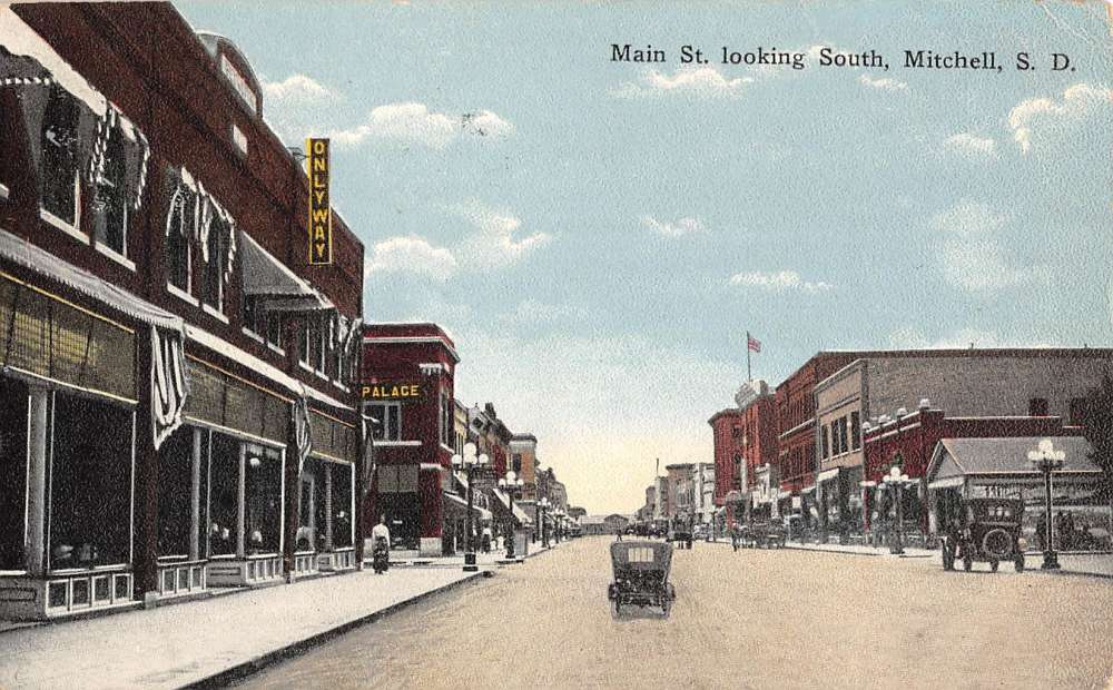 Mitchell South Dakota Main Street Scene Looking South Antique Postcard