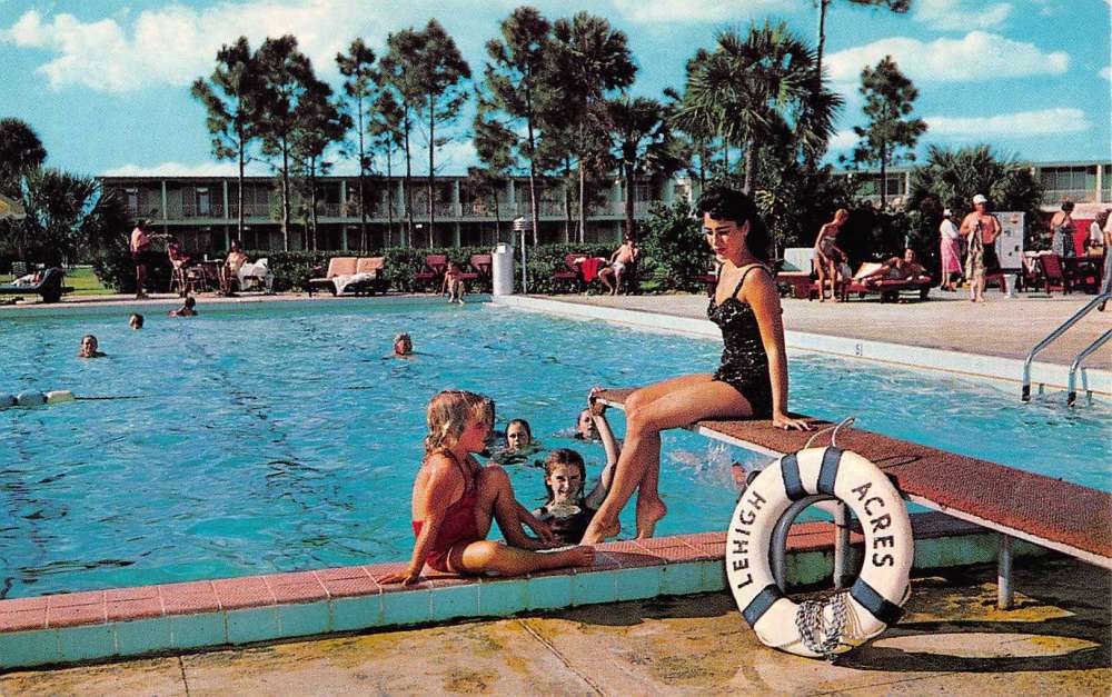 Lehigh Acres Florida Olympic Size Swimming Pool Vintage Postcard K87278