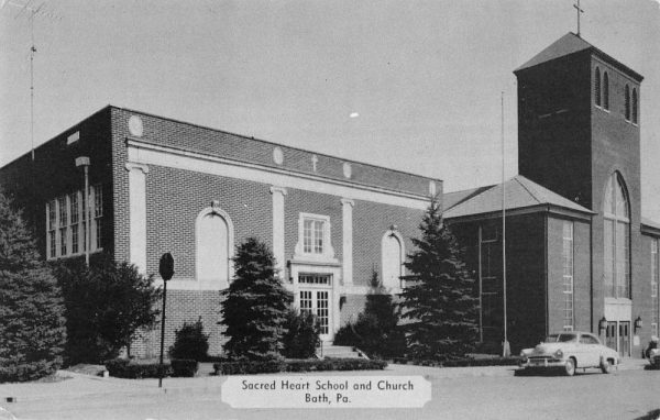 Bath Pennsylvania Sacred Hart School Church Antique Postcard K99397
