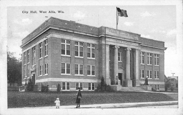 West Allis Wisconsin City Hall Street View Antique Postcard K101887