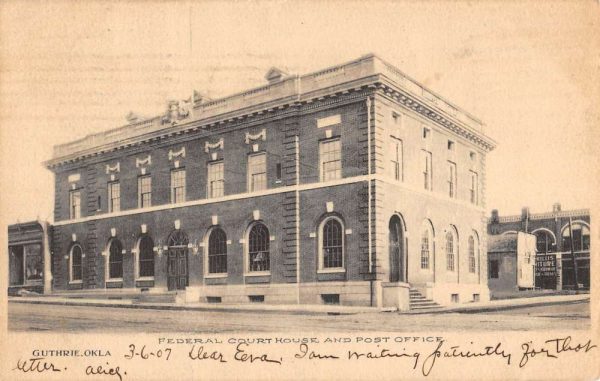 Guthrie Oklahoma Court House Street View Antique Postcard K102333