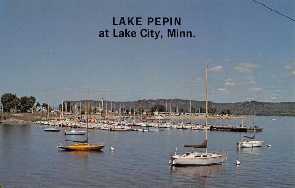 Lake City Minnesota Lake Pepin Waterfront Vintage Postcard K102772