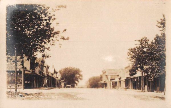 Waterloo Iowa? Commerce Street Real Photo Antique Postcard J79518