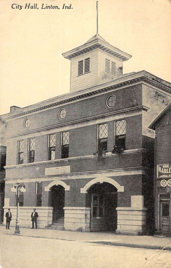 Linton Indiana City Hall Street View Antique Postcard K104688