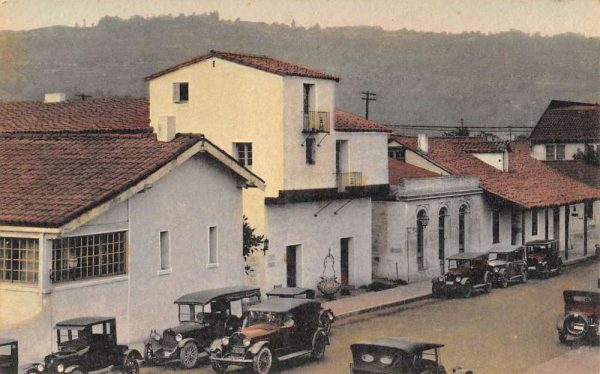 Santa Barbara California De La Guerra Street Scene Antique Postcard K104767
