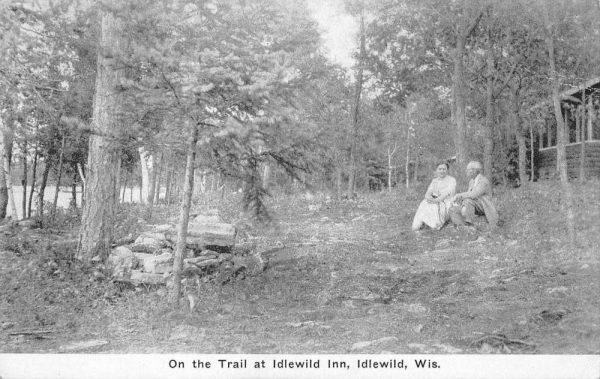 Idlewild Wisconsin man and woman on trail Idlewild Inn antique pc Z50220
