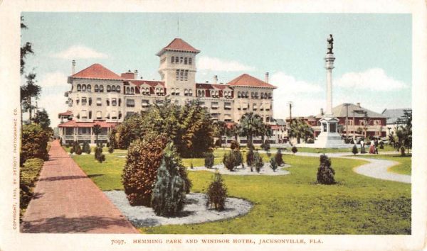 Jacksonville Florida Hemming Park Windsor Hotel Antique Postcard K106803