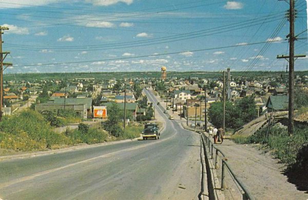 Flin Flon Manitoba Canada Third Avenue Street Scene Vintage Postcard K107668