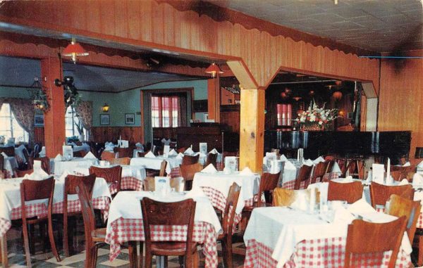 Rochelle Park New Jersey Blue Swan Restaurant Interior Vintage Postcard K107958