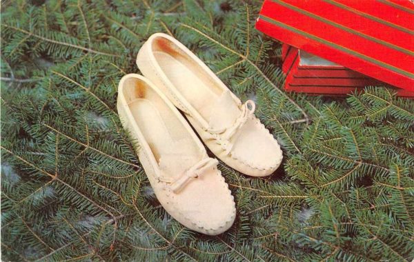 Freeport Maine elksin slippers Casco Bay Trading Post vintage pc Z50989