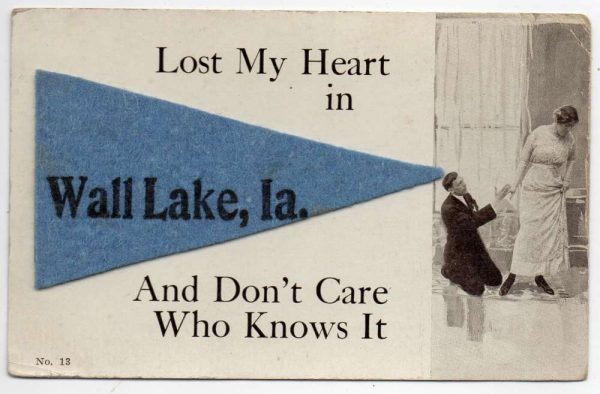 Wall Lake Iowa Romance Felt Pennant Add on Postcard JC932605
