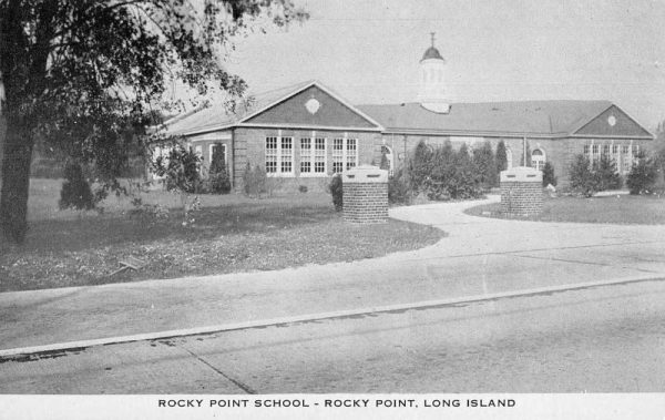 Rocky Point Long Island New York Rocky Point School Vintage Postcard JC932823