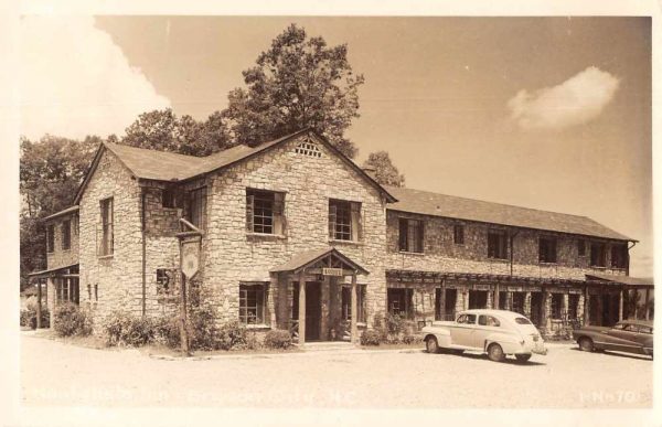 Bryson City North Carolina Nantahala Inn Real Photo Vintage Postcard JE229476