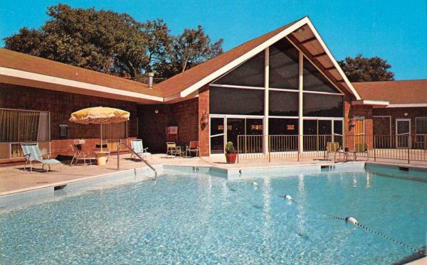 Ojai California Mira Valle Mobile Park Swimming Pool Vintage Postcard JE229525