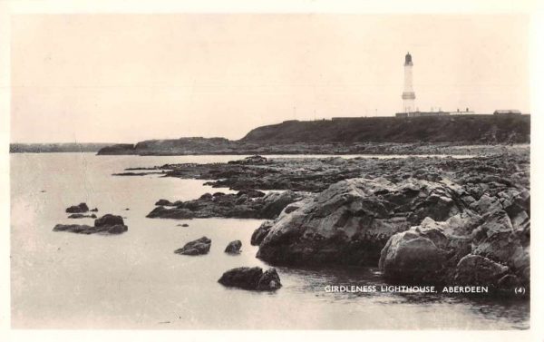 Aberdeen England Girdleness Lighthouse Real Photo Vintage Postcard JF686495