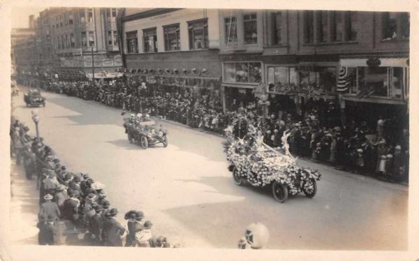 California Rose Parade Flowers on Automobiles Real Photo Postcard JF686724