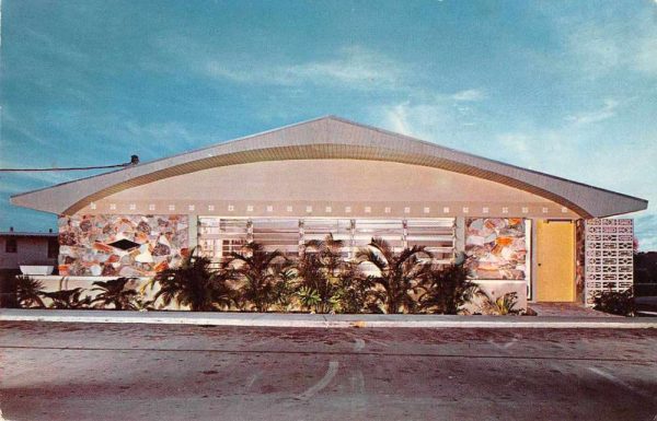 Largo Florida Shangri La Mobile Home Park Vintage Postcard JE359518