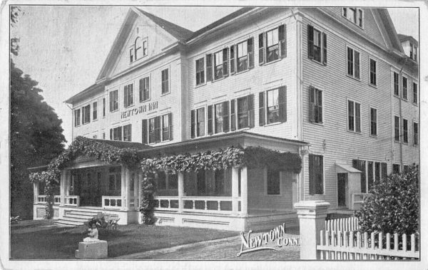 Newtown Connecticut birds eye view Newtown Inn entrance antique pc ZD549483