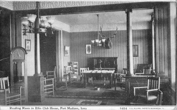Fort Madison Iowa reading room in Elks Club House antique pc ZD549517