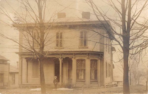 Fredericktown Ohio postmark view of private residence real photo pc ZD549523