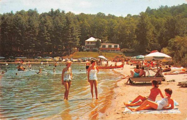 Hendersonville North Carolina beach scene Laurel Lake Inn vintage pc ZD549889