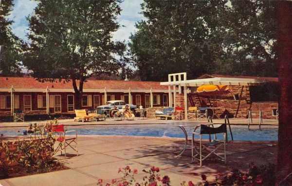 Kanab Utah Parry Lodge Swimming Pool Vintage Postcard JF685335