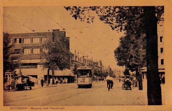Rotterdam Netherlands Bergweg hoek Noordsingel Trolley Vintage Postcard JF685609