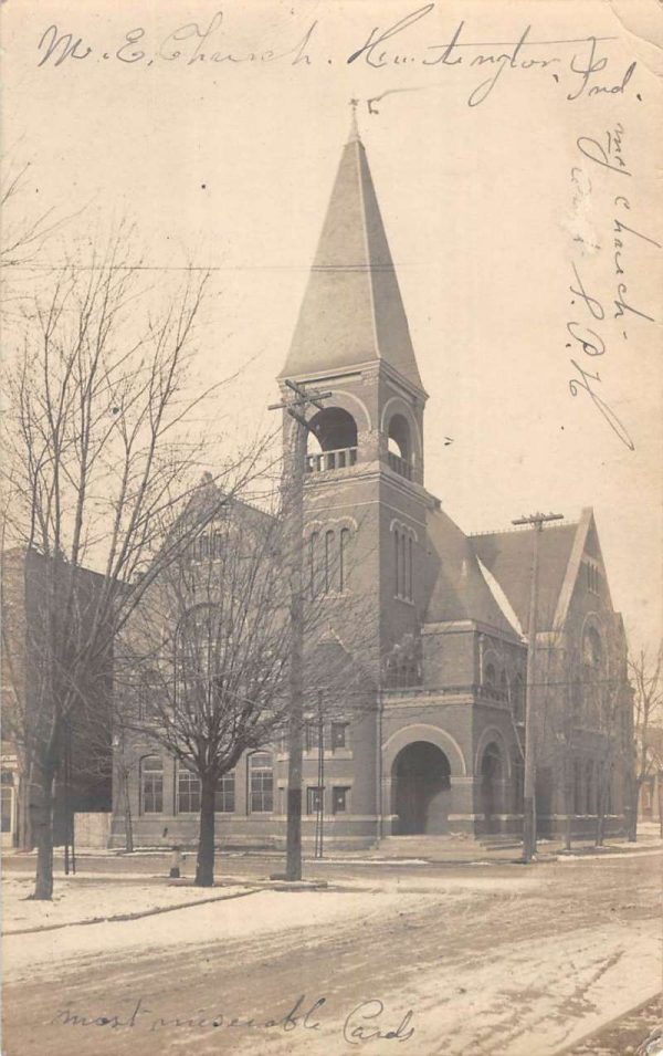 Huntington Indiana view of Methodist Episcopal Church real photo pc ZC548593