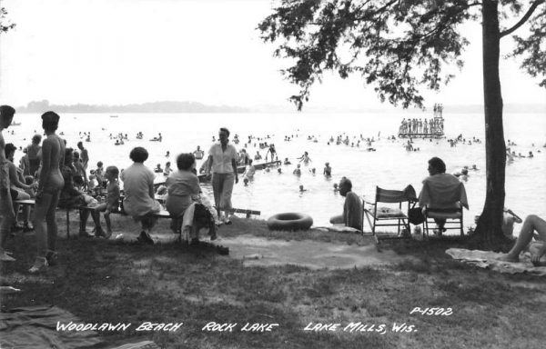 Lake Mills Wisconsin Woodlawn Beach Rock Lake Real Photo Postcard JH230903