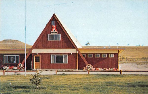 Choteau Montana courtyard view Choteau KOA entrance vintage pc ZE686241