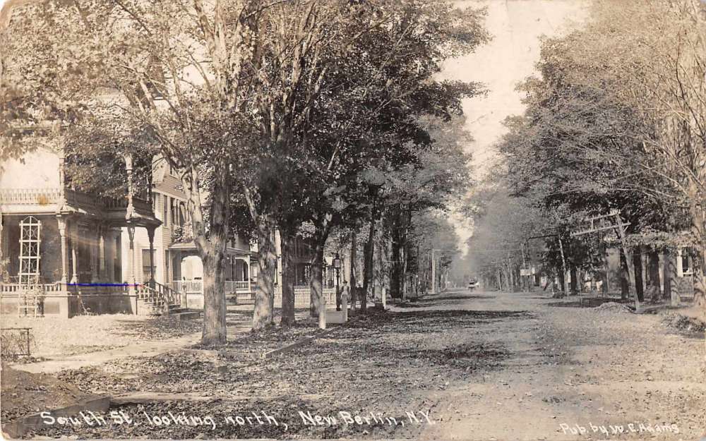 New Berlin New York South St Looking North Real Photo Postcard JJ658910