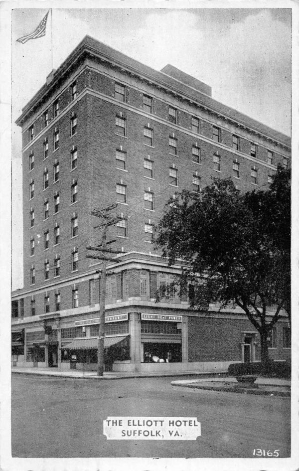 Suffolk Virginia street scene outside The Elliott Hotel antique pc BB473