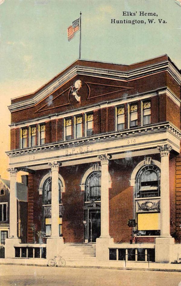 Huntington West Virginia Elks' Home BPOE Exterior Vintage Postcard AA1188