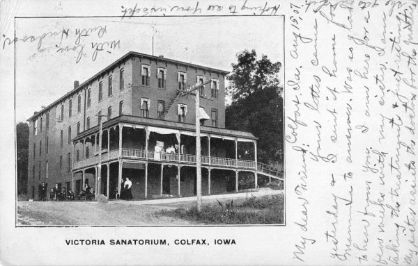 Colfax Iowa street view Victoria Sanatorium vintage pc CC372