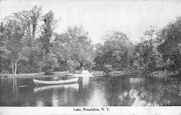 Broadalbin New York birds-eye view lake vintage pc CC420