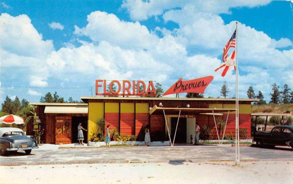 De Land Florida view from street Florida Prevues vintage pc CC694