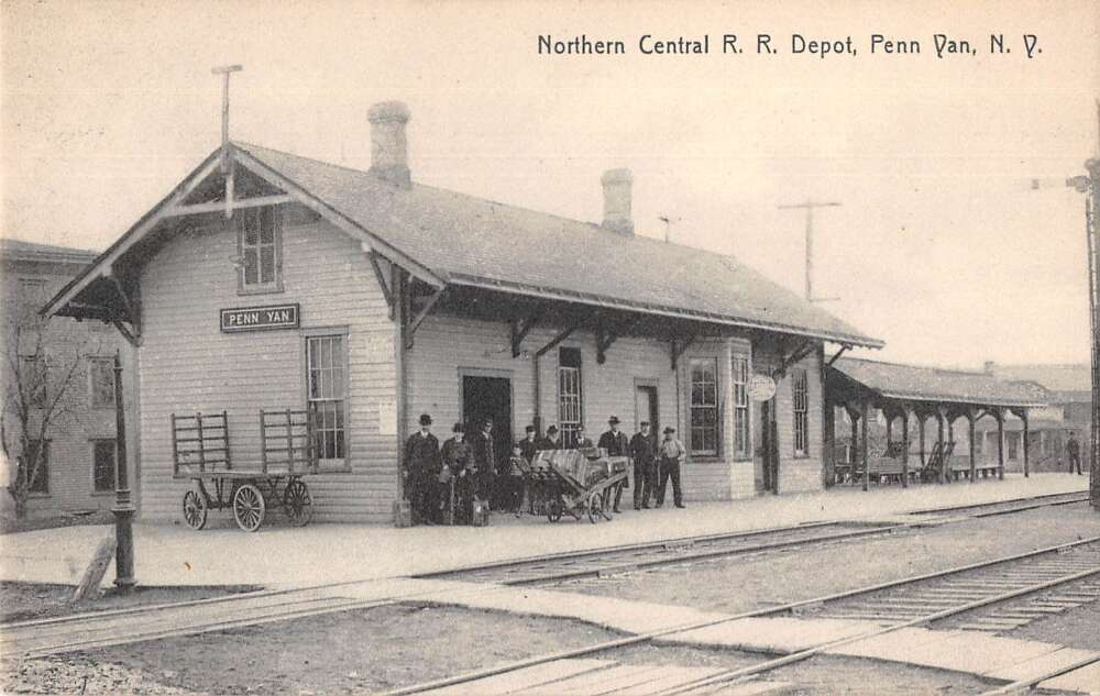 Penn Yan New York Northern Central RR Depot Train Station Postcard