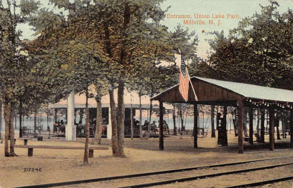 Millville New Jersey Union Lake Park Entrance Vintage Postcard AA25547