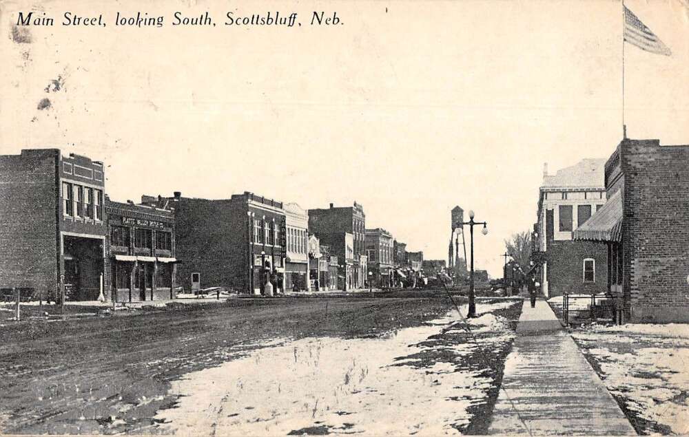 Scottsbluff Nebraska Main Street Looking South Vintage Postcard AA33959