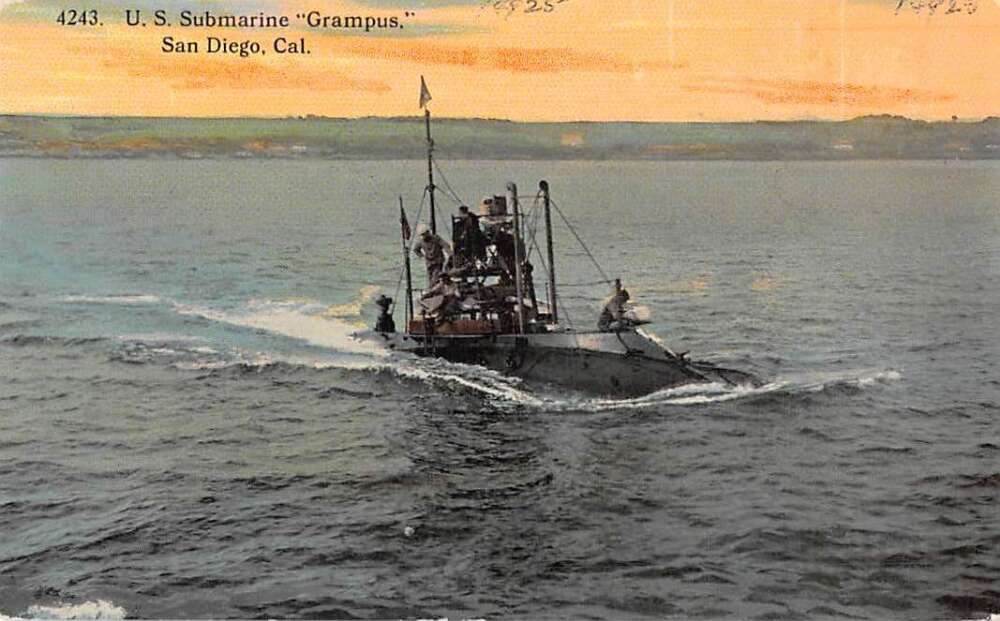 San Diego California Military Submarine Grampus Vintage Postcard AA43283