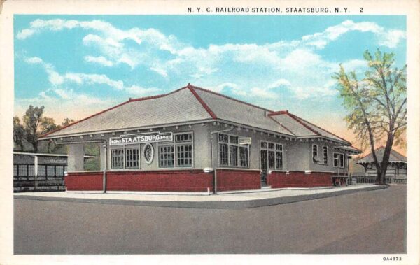 Staatsburg New York NYC Railroad Station Vintage Postcard AA63908
