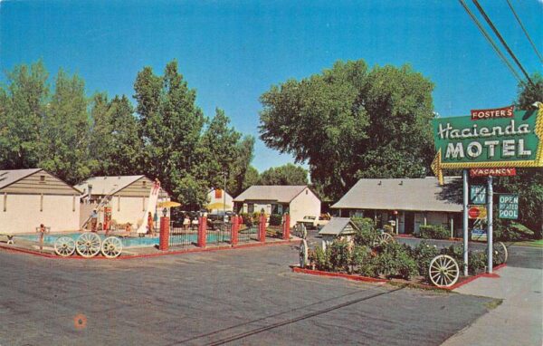 Bishop California Foster's Hacienda Motel Entrance and Pool Vintage PC U613
