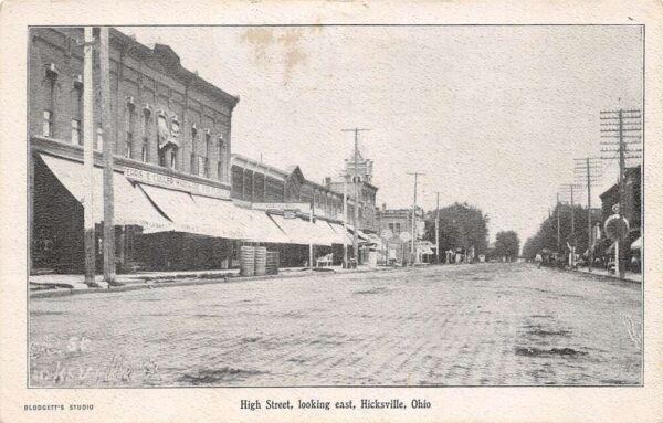 Hicksville Ohio High Street Looking East Vintage Postcard U972