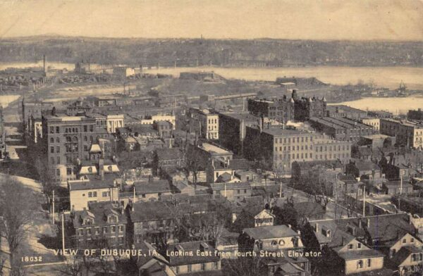 Dubuque Iowa Looking East From 4th Street Elevator Vintage Postcard U1388