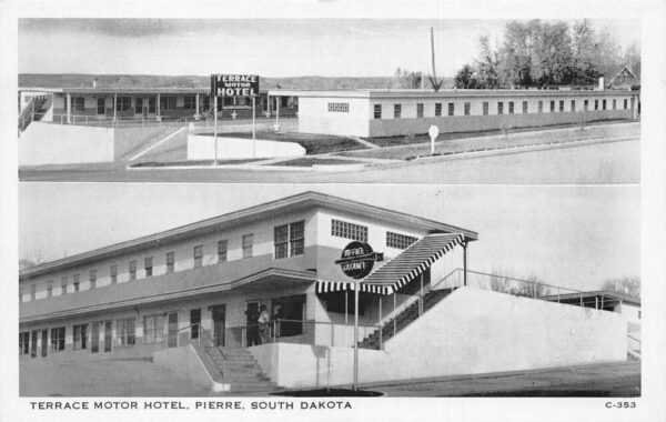 Pierre South Dakota Terrace Motor Hotel B/W Photochrome Vintage Postcard U1623