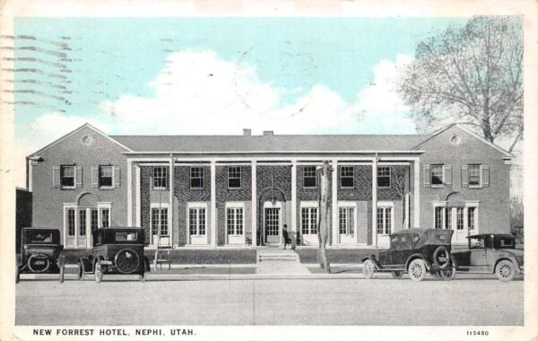 Nephi Utah New Forrest Hotel & Cafe White Borders Vintage Postcard U1786