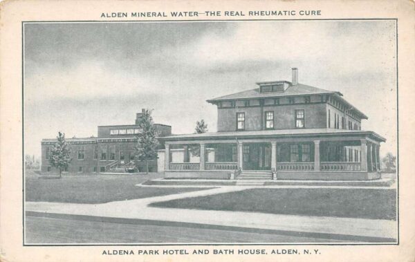 Alden New York Aldena Park Hotel and Bath House White Borders Vintage PC U1815